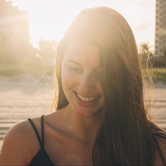 Meet your Posher, Julie-anna - Picture 1 of 1